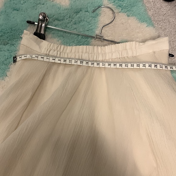 White maxi skirt, brand new without tag, XXS - Picture 6 of 6